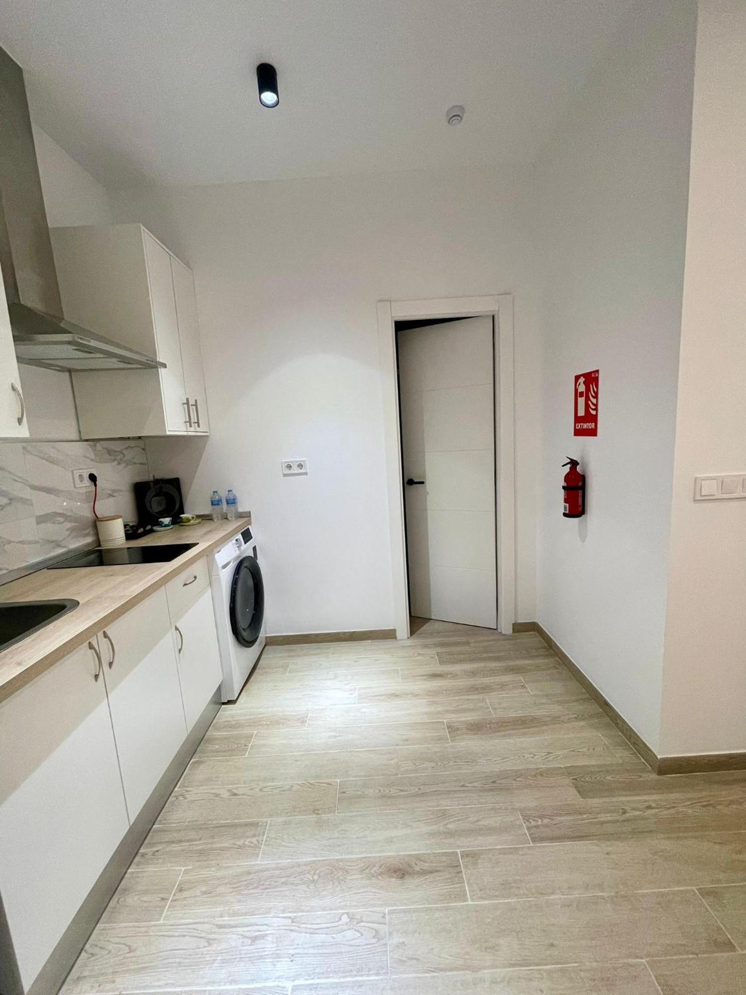 Appartement Mellis - Maria Zambrano Train Station & Bus *
